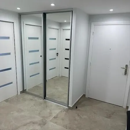 3p 50m² 400m * 昂蒂布