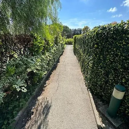 Apartment 3p 50m² 400m Antibes